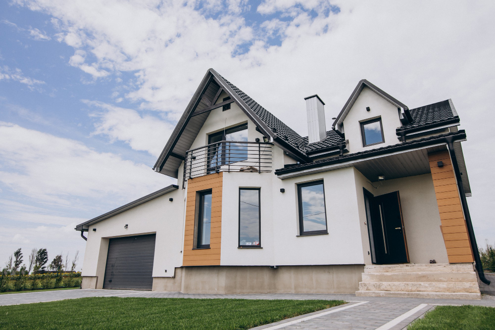 Casă renovată Cisnădie – tâmplărie PVC completă de AVI-F Sibiu